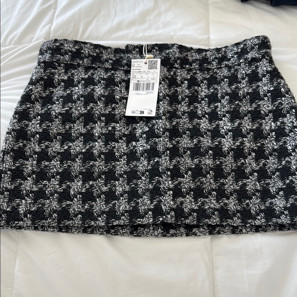 NWT Mango Black and Gray Mini Pencil Skirt - Picture 1 of 7
